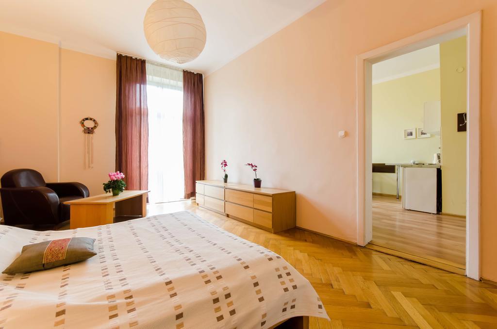 Fantasia Apartments Krakow Ngoại thất bức ảnh