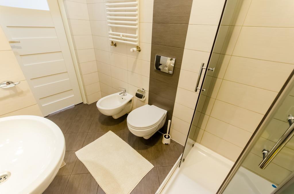 Fantasia Apartments Krakow Ngoại thất bức ảnh