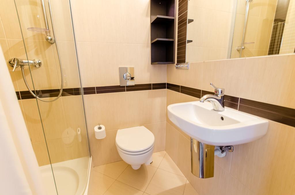 Fantasia Apartments Krakow Ngoại thất bức ảnh